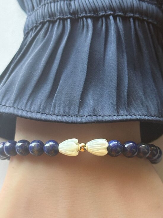 Rafant Jewelry - Natural 6mm Gemstone Stretch Bracelet Lapis 14K Solid Gold Pikake MOP